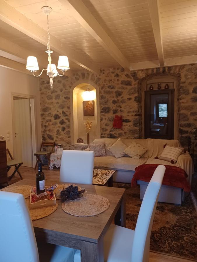 Rodanthe'S Guest House Stemnitsa Exterior photo