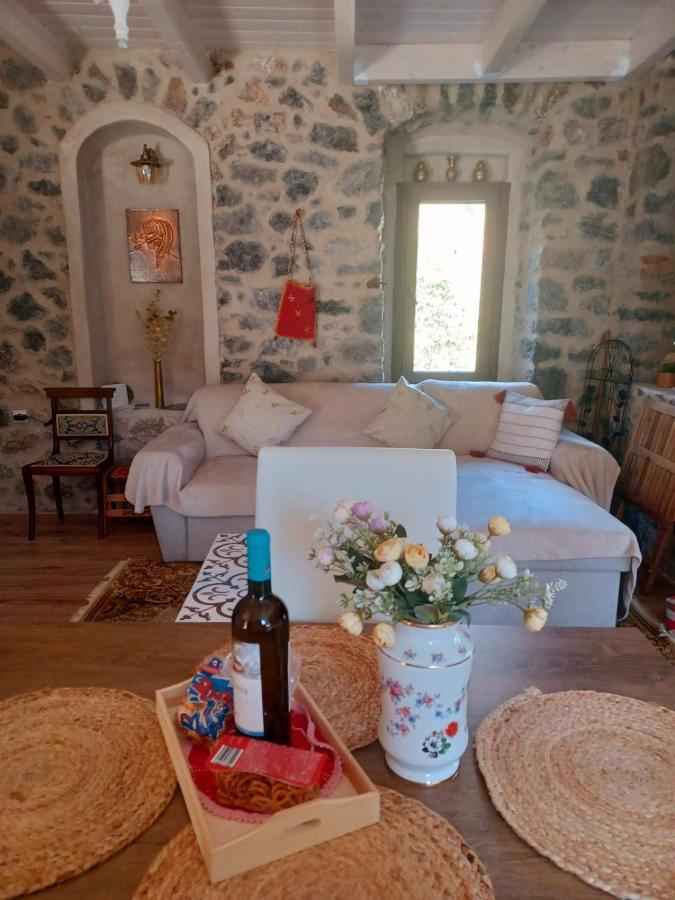 Rodanthe'S Guest House Stemnitsa Exterior photo